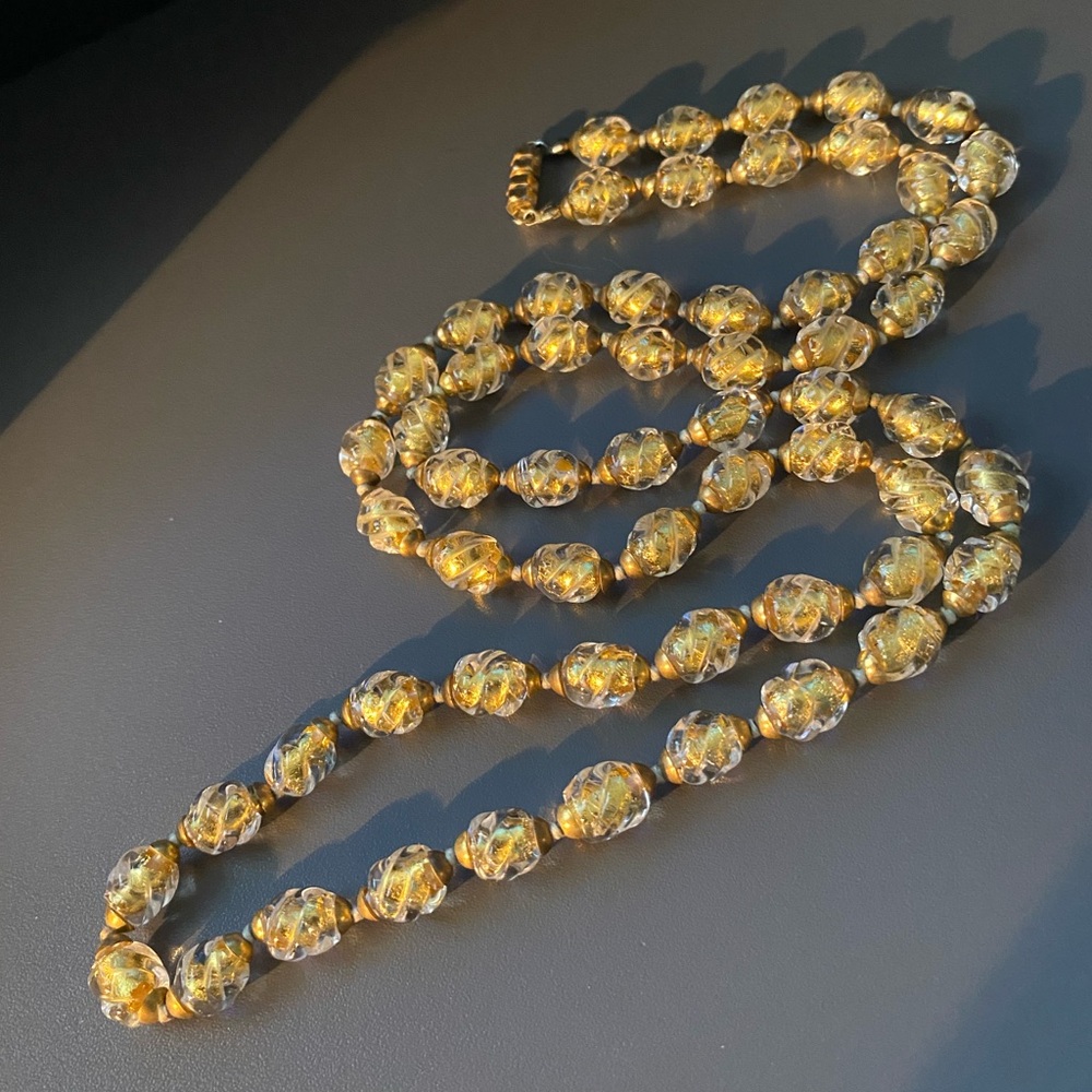 Vintage Art Deco Gold Foil Art Glass Necklace - Picture 12 of 12